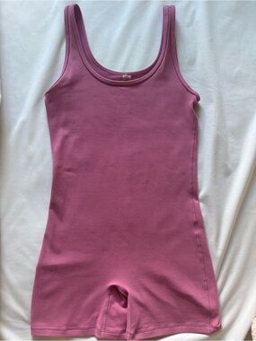 Aritzia TnAction Jumper